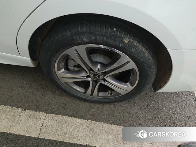 Mercedes-Benz C-class 2021 Белый из Китая, фото 5