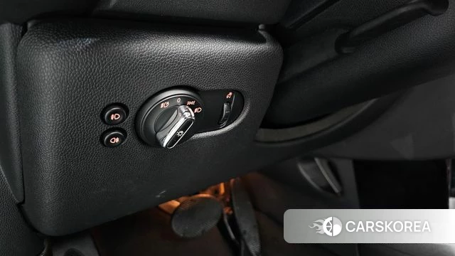 Mini Cooper 2020 Зеленый из Кореи, фото 5