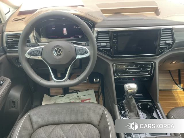 Volkswagen Viloran 2022 Шампань из Китая, фото 5