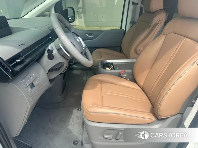 Hyundai Staria 2025 Белый из Кореи, фото 5