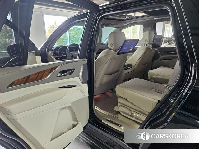 Cadillac Escalade 5th Generation 2022 Черный из Кореи, фото 5