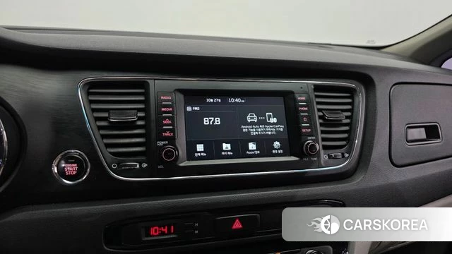 Kia The New Carnival 2019 Серебряный из Кореи, фото 5
