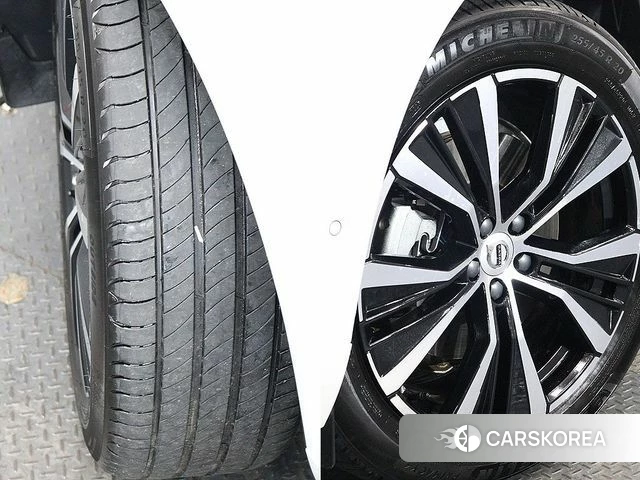 Volvo XC60 second Generation 2025 Белый из Кореи, фото 5