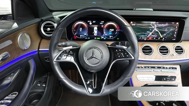 Mercedes-Benz E-Class W213 2022 Белый из Кореи, фото 5