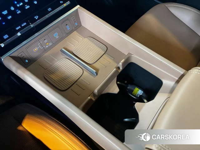 Hyundai Santa Fe (MX5) 2024 Белый из Кореи, фото 5