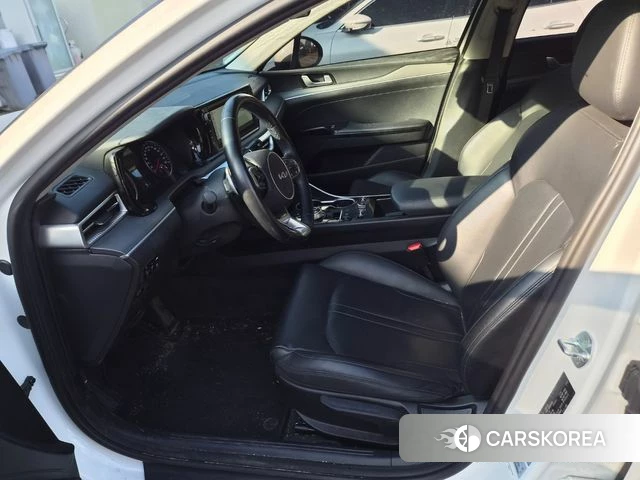 Kia K5 3rd generation 2022 Белый из Кореи, фото 5