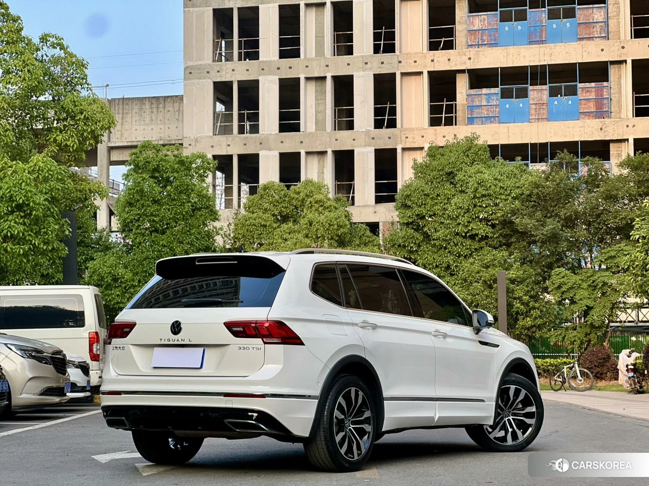 Volkswagen Tiguan L 2020 Белый из Китая, фото 5