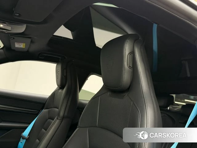 Porsche Taycan 2025 Белый из Кореи, фото 5