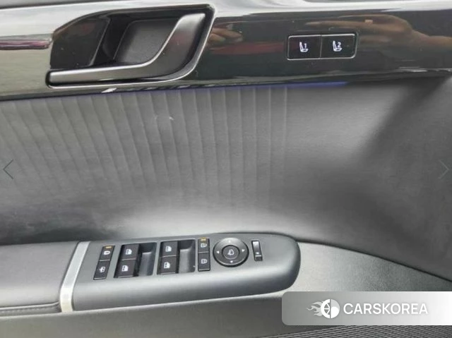 Hyundai Grandeur Hybrid (GN7) 2023 Серебристо-серый из Кореи, фото 5