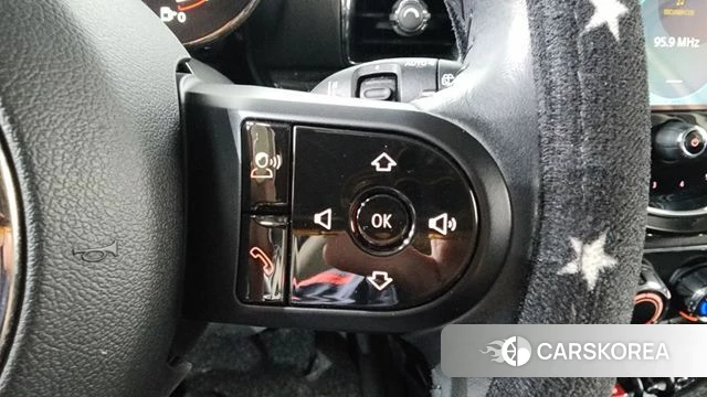 Mini Cooper Clubman 2021 Жемчужный цвет из Кореи, фото 6