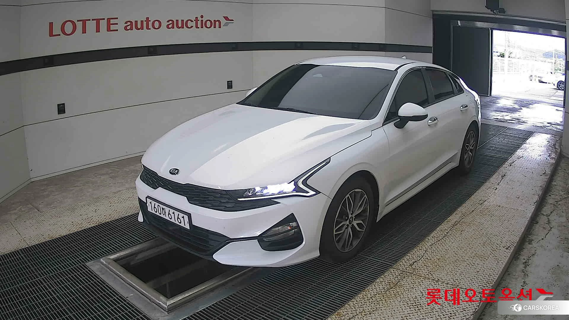 Kia K5 2021 Snow White Pearl (optional) из Кореи, фото 5