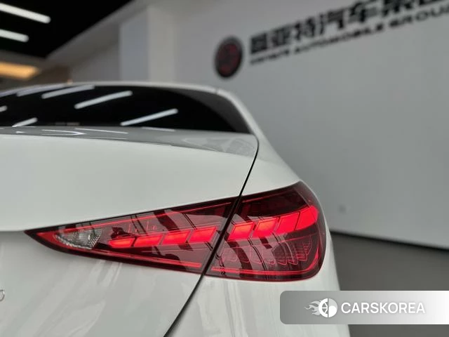 Mercedes-Benz C-class 2023 Белый из Китая, фото 5