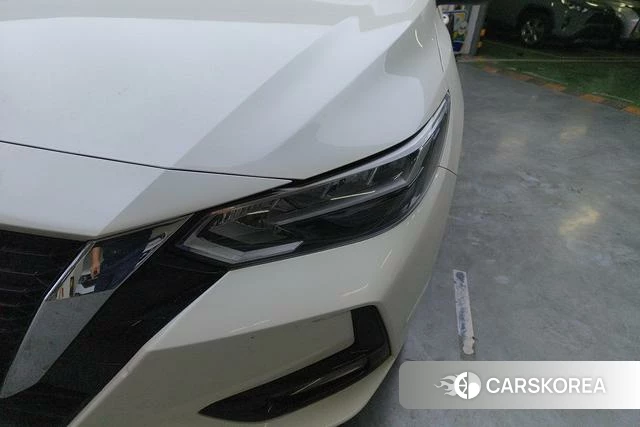 Nissan Sylphy 2022 Белый из Китая, фото 5