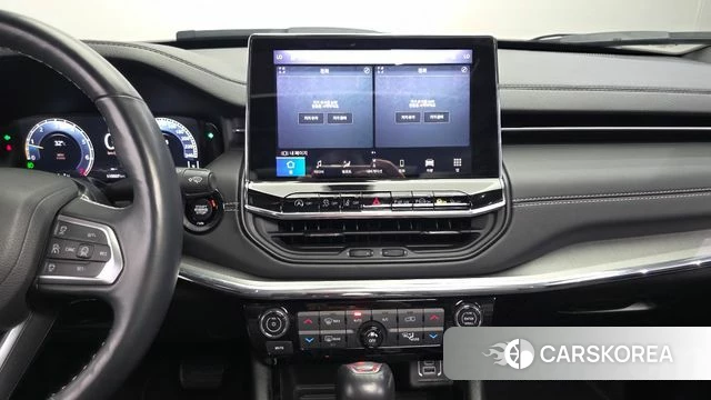 Jeep Compass 2nd Generation 2022 Черный из Кореи, фото 5