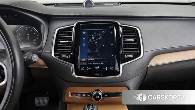 Volvo XC90 second Generation 2019 Черный из Кореи, фото 5