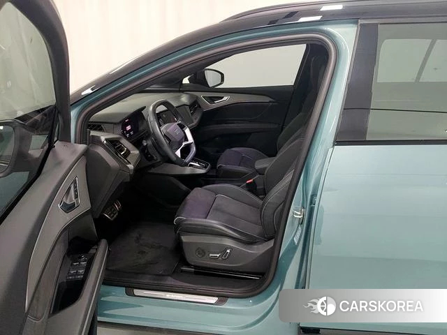 Audi Q5L 2023 Другой из Китая, фото 5