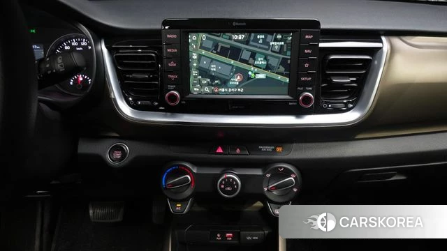 Kia Stonic 2019 Белый из Кореи, фото 5