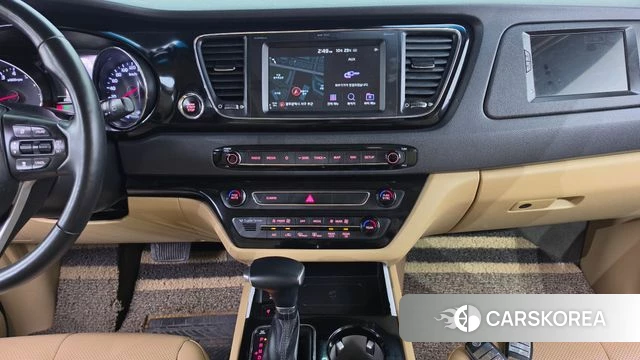 Kia The New Carnival 2018 Черный из Кореи, фото 5