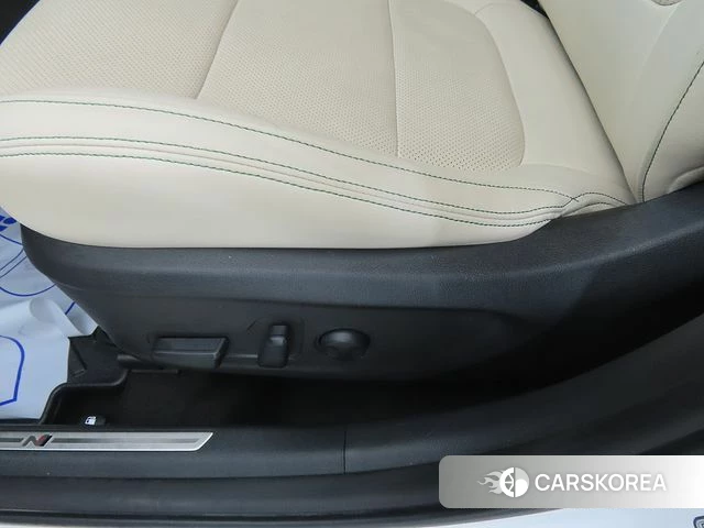 Hyundai The New Kona 2021 Белый из Кореи, фото 5