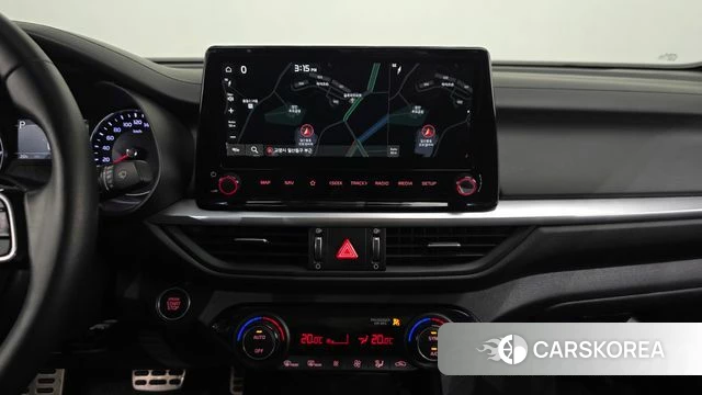 Kia The New K3 2nd generation 2023 Белый из Кореи, фото 5
