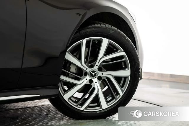 Mercedes-Benz E-Class 2025 Черный из Китая, фото 5