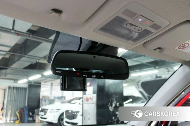 Hyundai Venue 2021 Красный из Кореи, фото 5