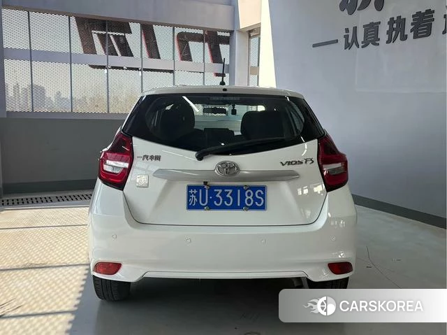 Toyota Vios 2021 Белый из Китая, фото 5