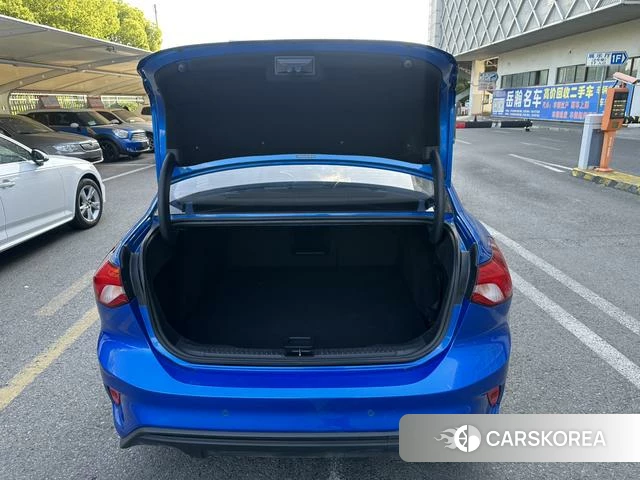 Ford Focus 2022 Синий из Китая, фото 5