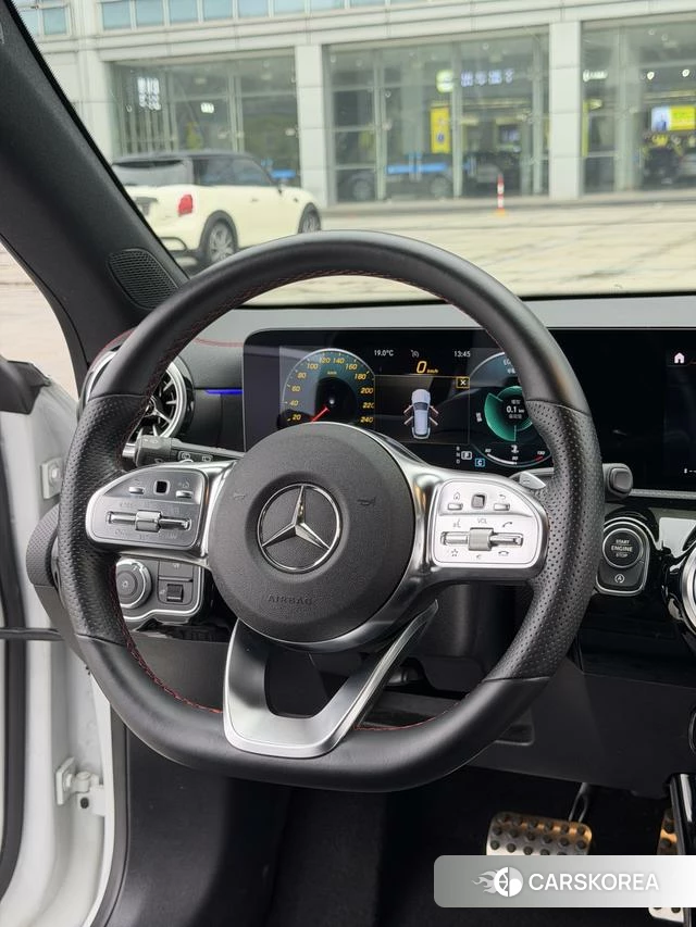 Mercedes-Benz CLA 2021 Белый из Китая, фото 5