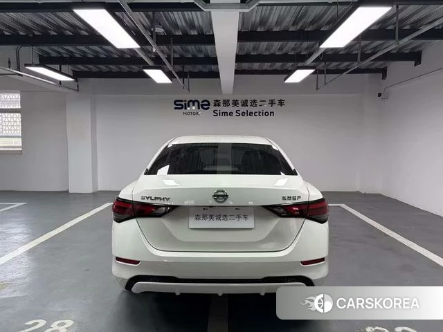 Nissan Sylphy 2020 Белый из Китая, фото 5