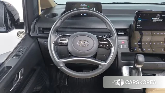 Hyundai Staria 2024 Черный из Кореи, фото 5