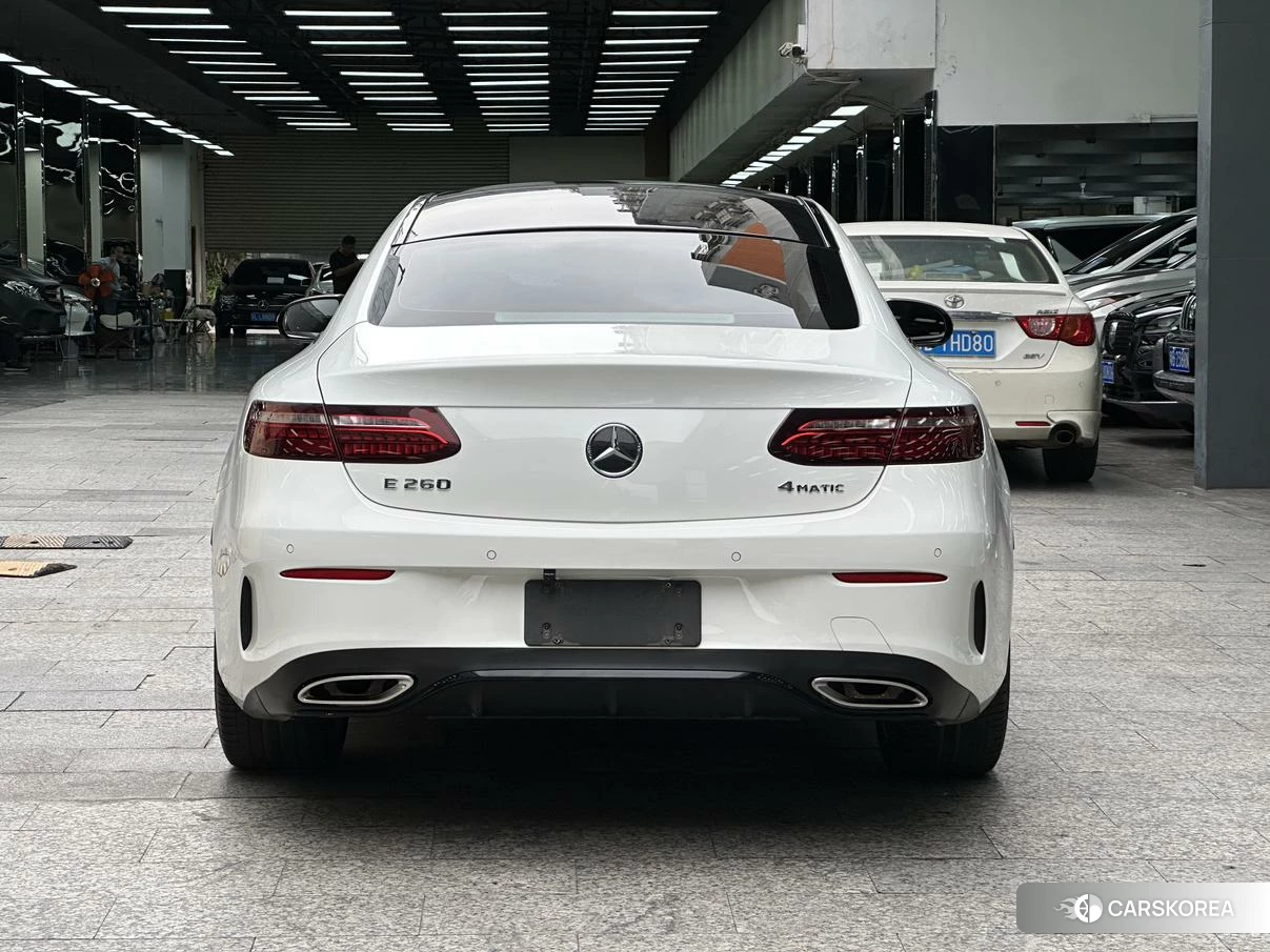 Mercedes-Benz E-Class 2021 Белый из Китая, фото 5