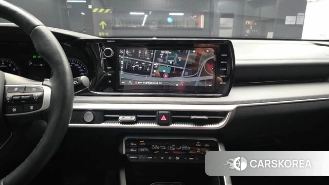 Kia K5 3rd generation 2023 Белый из Кореи, фото 5