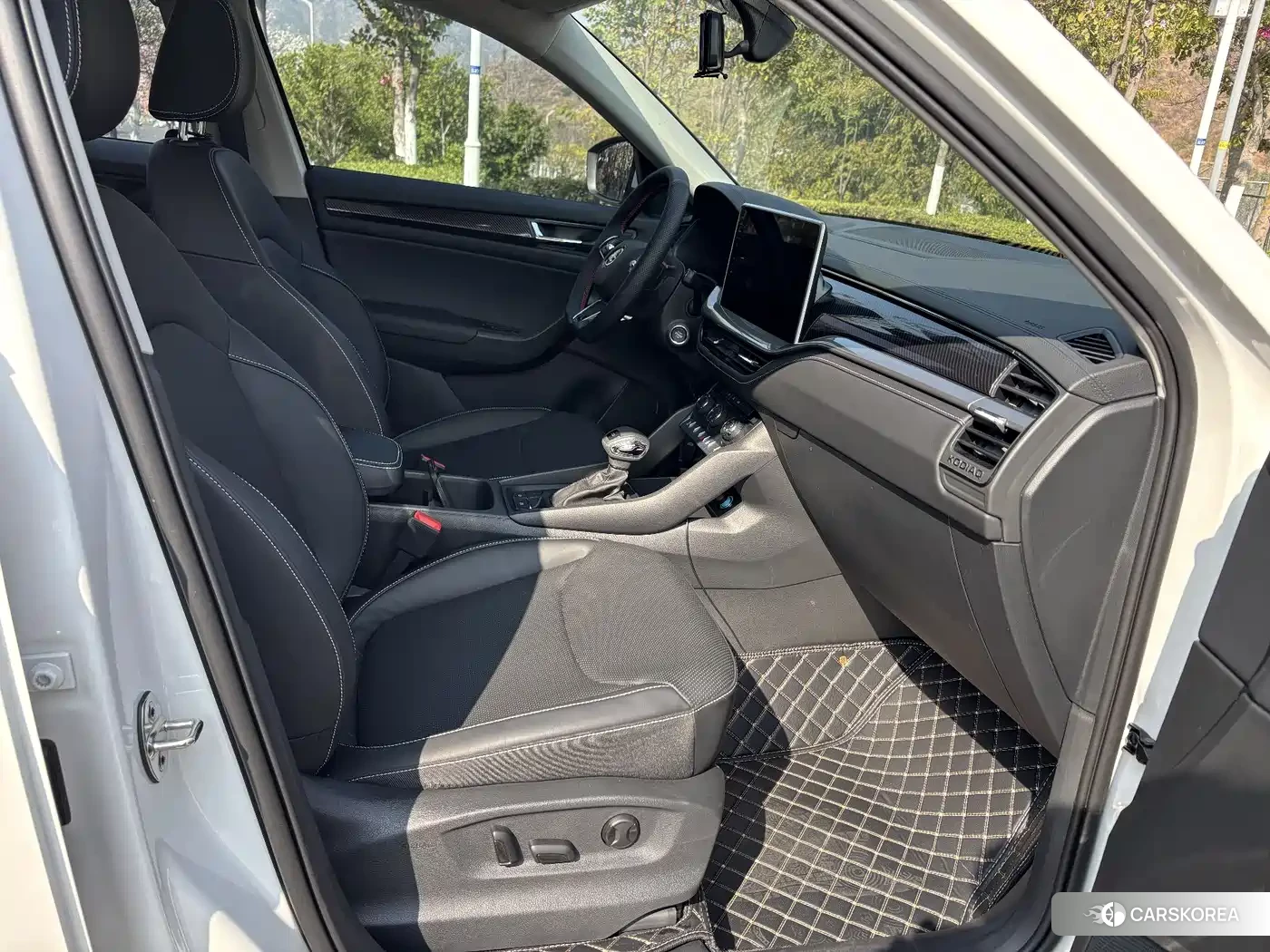 Skoda Kodiaq 2025 Белый из Китая, фото 5