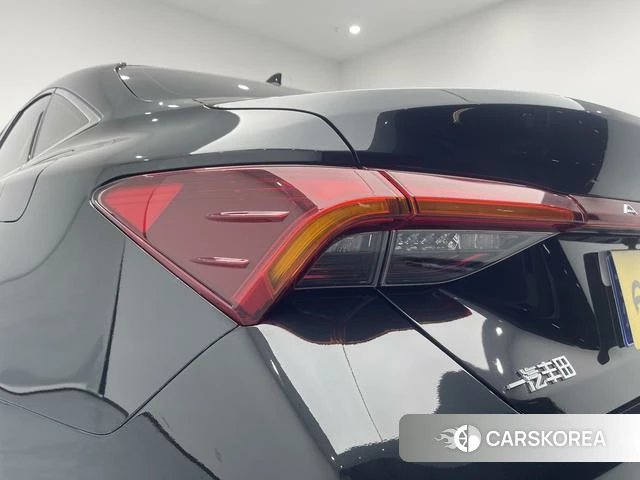 Toyota Avalon 2023 Черный из Китая, фото 5