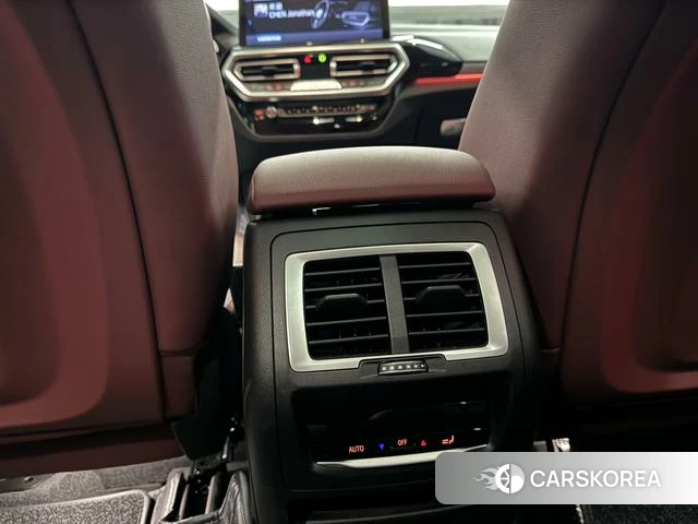 BMW iX3 2024 Белый из Китая, фото 5