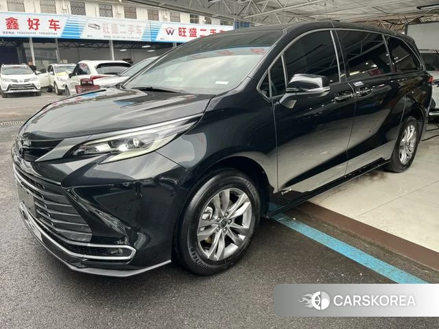 Toyota Sienna 2024 Черный из Китая, фото 5