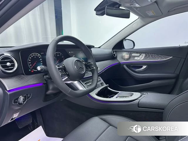 Mercedes-Benz E-Class 2024 Черный из Китая, фото 5