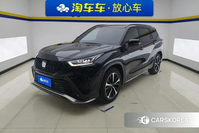 Toyota Crown 2023 Черный из Китая, фото 5