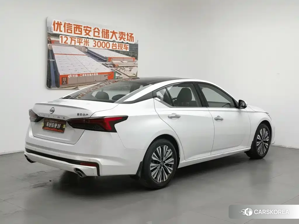 Nissan Altima 2024 Белый из Китая, фото 5