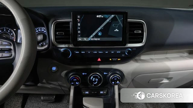 Hyundai Venue 2022 Серый из Кореи, фото 5