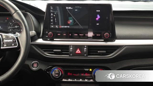 Kia The New K3 2nd generation 2024 Черный из Кореи, фото 5