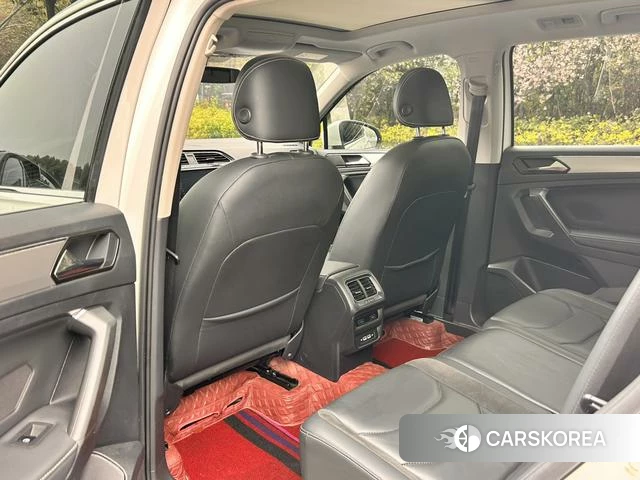 Volkswagen Tiguan L 2021 Белый из Китая, фото 5
