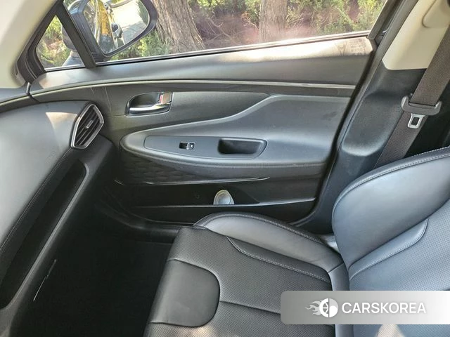Hyundai The New Santa Fe 2021 Черный из Кореи, фото 5