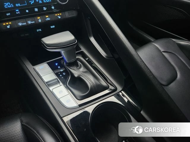 Hyundai Avante Hybrid (CN7) 2023 Белый из Кореи, фото 5