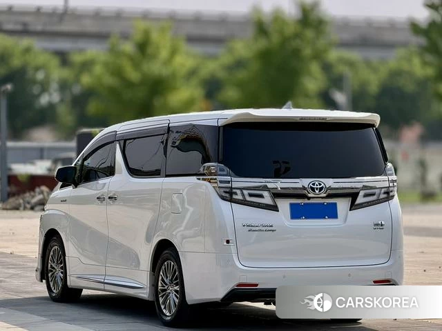 Toyota Vellfire 2021 Белый из Китая, фото 5