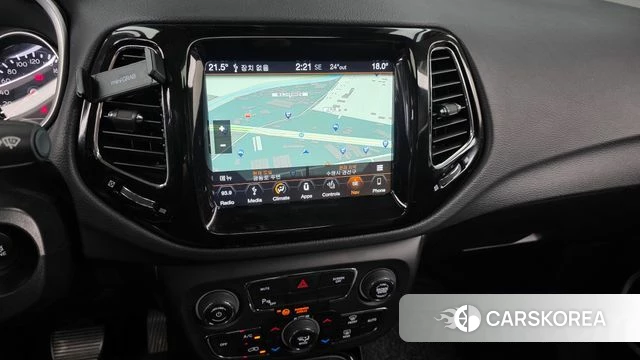 Jeep Compass 2nd Generation 2019 Белый из Кореи, фото 5
