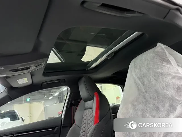 Audi RS3 (8Y) 2025 Белый из Кореи, фото 5