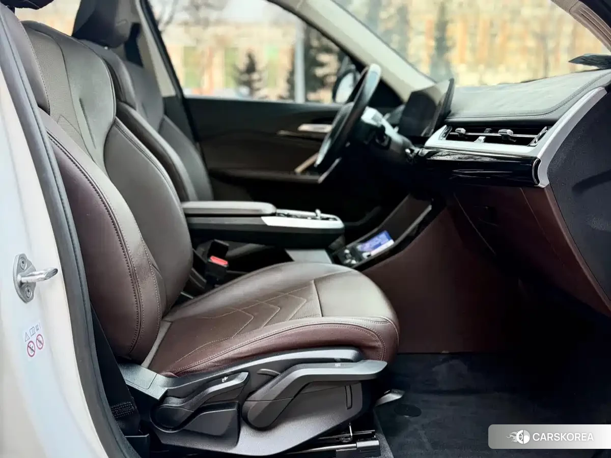 BMW X1 2024 Белый из Китая, фото 5
