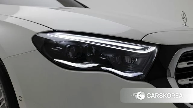 Mercedes-Benz E-Class W214 2026 Белый из Кореи, фото 5
